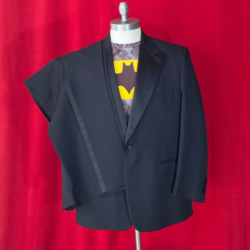 BERT PULITZER one button tax tuxedos in black, polyester, size 42R